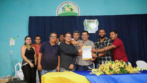 Tocantínia: João Alberto inaugura duas obras de reforma,  ampliação, e assina ordem serviço de pavimentação asfáltica na zona rural