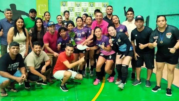 Time de futsal feminino de Tocantínia conquista  Bicampeonato dos Jogos da Amizade em Rio dos Bois