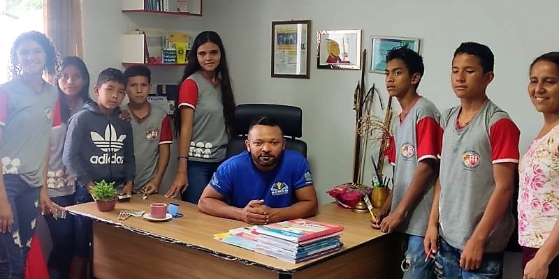 Secretário de Educação de Tocantínia é entrevistado por alunos do Cefya Frei Antônio