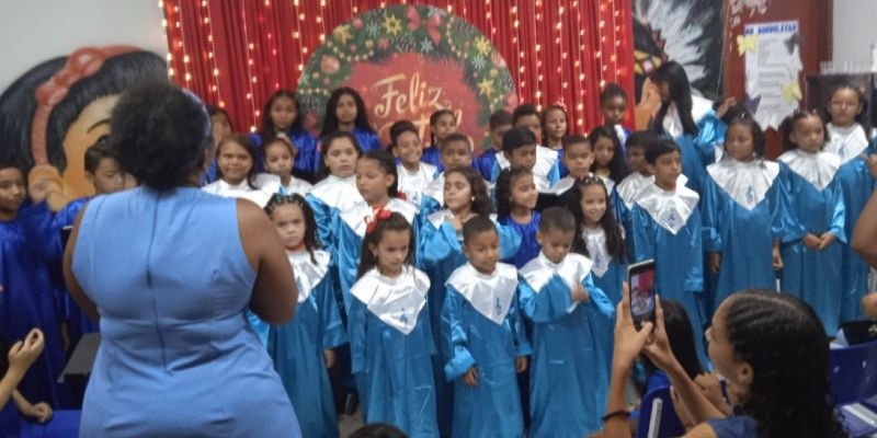 Cantata de Natal encanta moradores de Tocantínia