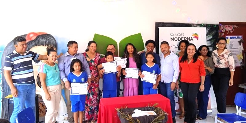 Destaques no Projeto Aprova Brasil em Tocantínia recebem premiações