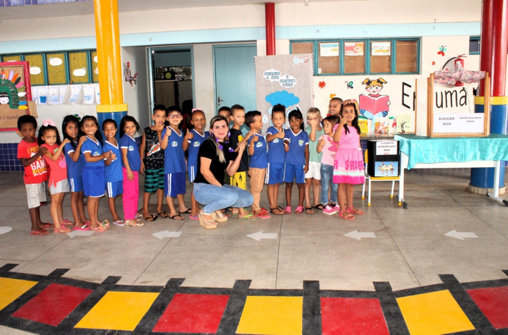 Crianças encantam a primeira-dama Sâmua Rosa em visita a EMEI Tereza Hilário Ribeiro em Tocantínia
