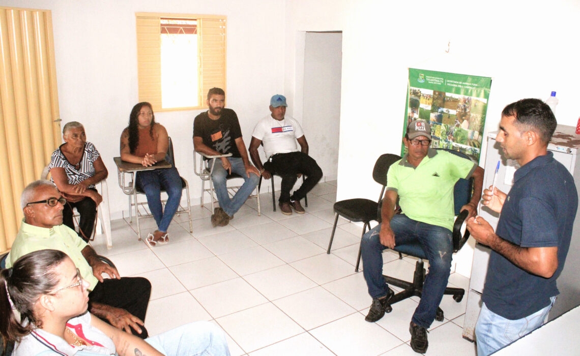 Novo secretário municipal de Agricultura de Tocantínia reúne os servidores para definição das diretrizes da pasta