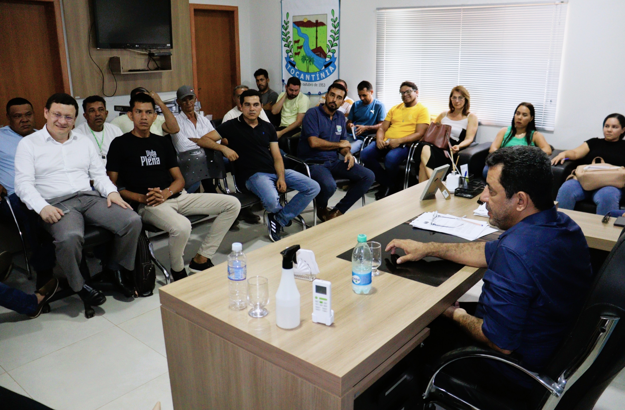 João Alberto reúne secretariado em Tocantínia