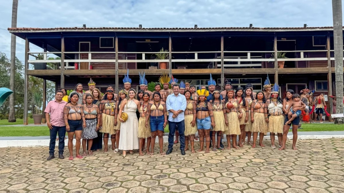 Prefeito de Tocantínia João Alberto marca presença em evento alusivo ao Dia dos Povos Indígenas em Palmas