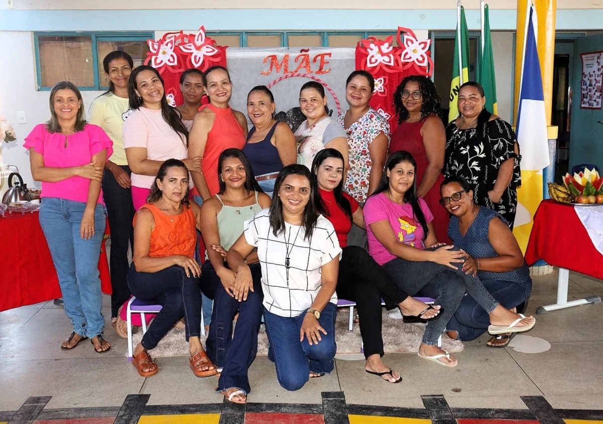EMEI Tereza Hilário Ribeiro promove café da manhã especial em homenagem às mães dos alunos da unidade escolar