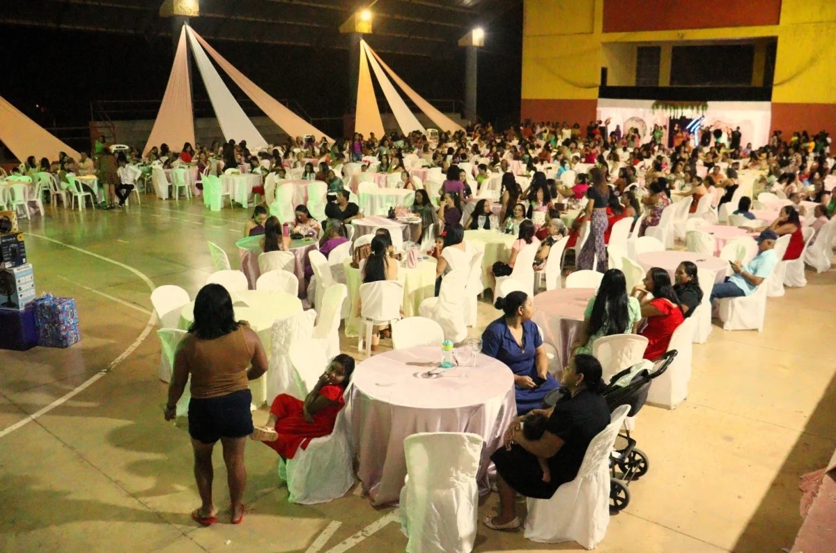 Prefeitura de Tocantínia celebra Dia das Mães com homenagens, músicas e confraternização em grande estilo