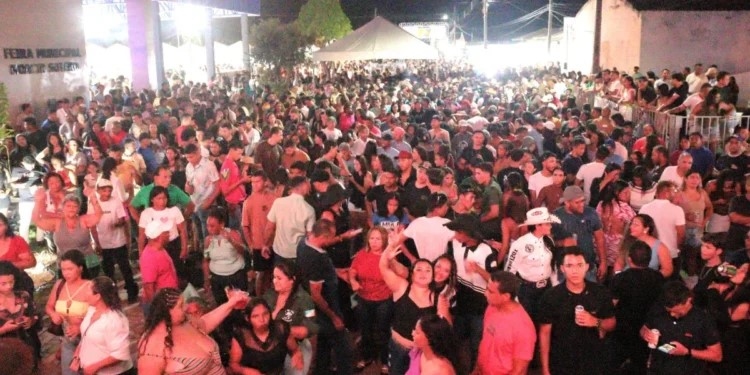 Na semana do aniversário de Tocantínia, prefeitura promoveu quatro shows na Praça Eurides Maciel, fechando a programação festiva com chave de ouro