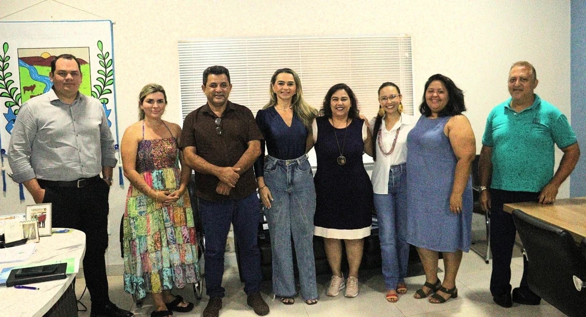 Prefeito João Alberto recebe consultores do Sebrae para apresentação e início das ações de diagnósticos de Políticas Públicas e Educação em Tocantínia