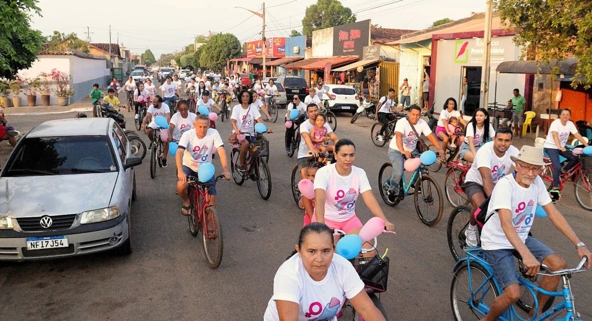 Tocantínia:  “Pedal Rosa e Azul”, ação em alusão ao Outubro Rosa e Novembro Azul promovida pela Secretaria de Saúde mobiliza mulheres e homens