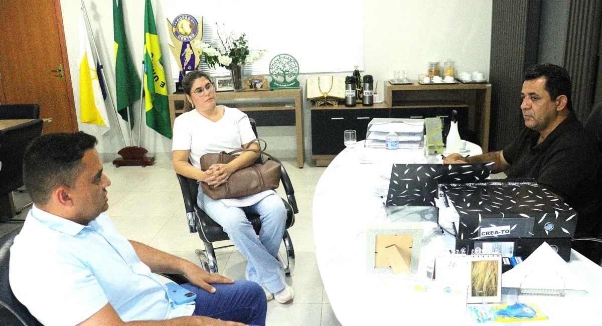 Prefeito João Alberto recebe representante da SGS Engenharia para alinhar início de obras em Tocantínia