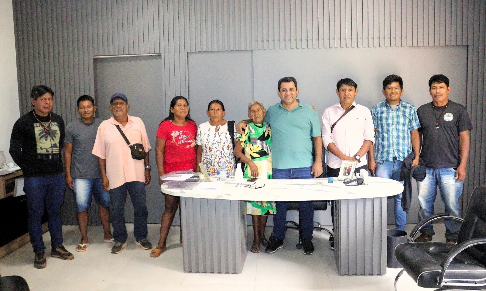 Prefeito João Alberto recebe lideranças Xerente para alinhar o ano letivo da Educação Infantil Indígena Simsari