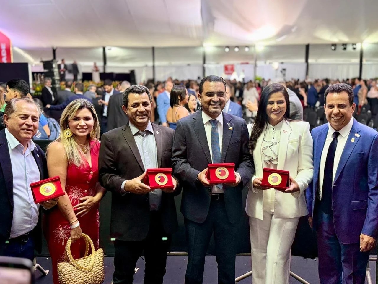 Educação de Tocantínia recebe em Brasília Selo de Ouro em alfabetização