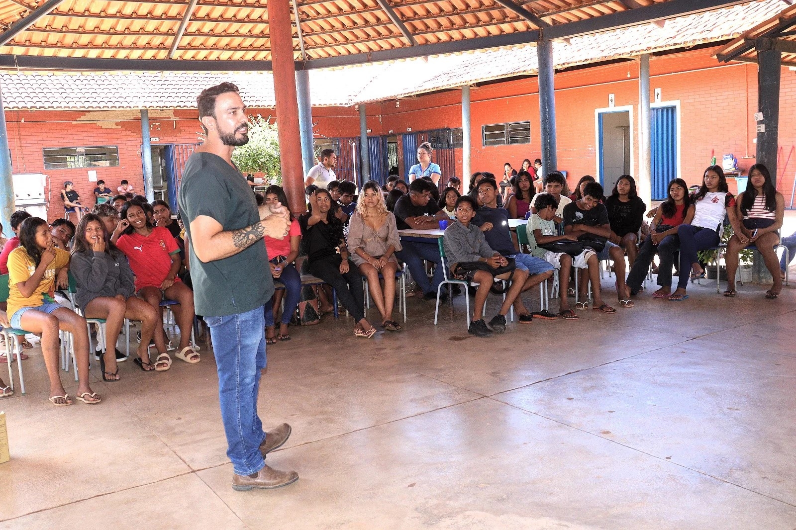 Em Tocantínia,  setor de Endemias promove ação de educação em saúde no controle às Leishmanioses para os alunos indígenas Xerente